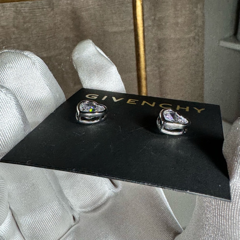 Givenchy Crystal Heart Earrings - Picture 4 of 6